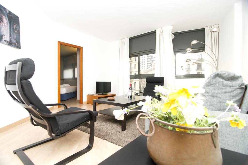 Apartment Bright Sagrada Familia Барселона Номер фото